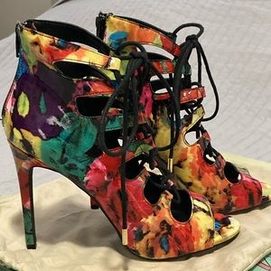Candies “Poppin” Floral Lace Up Heels